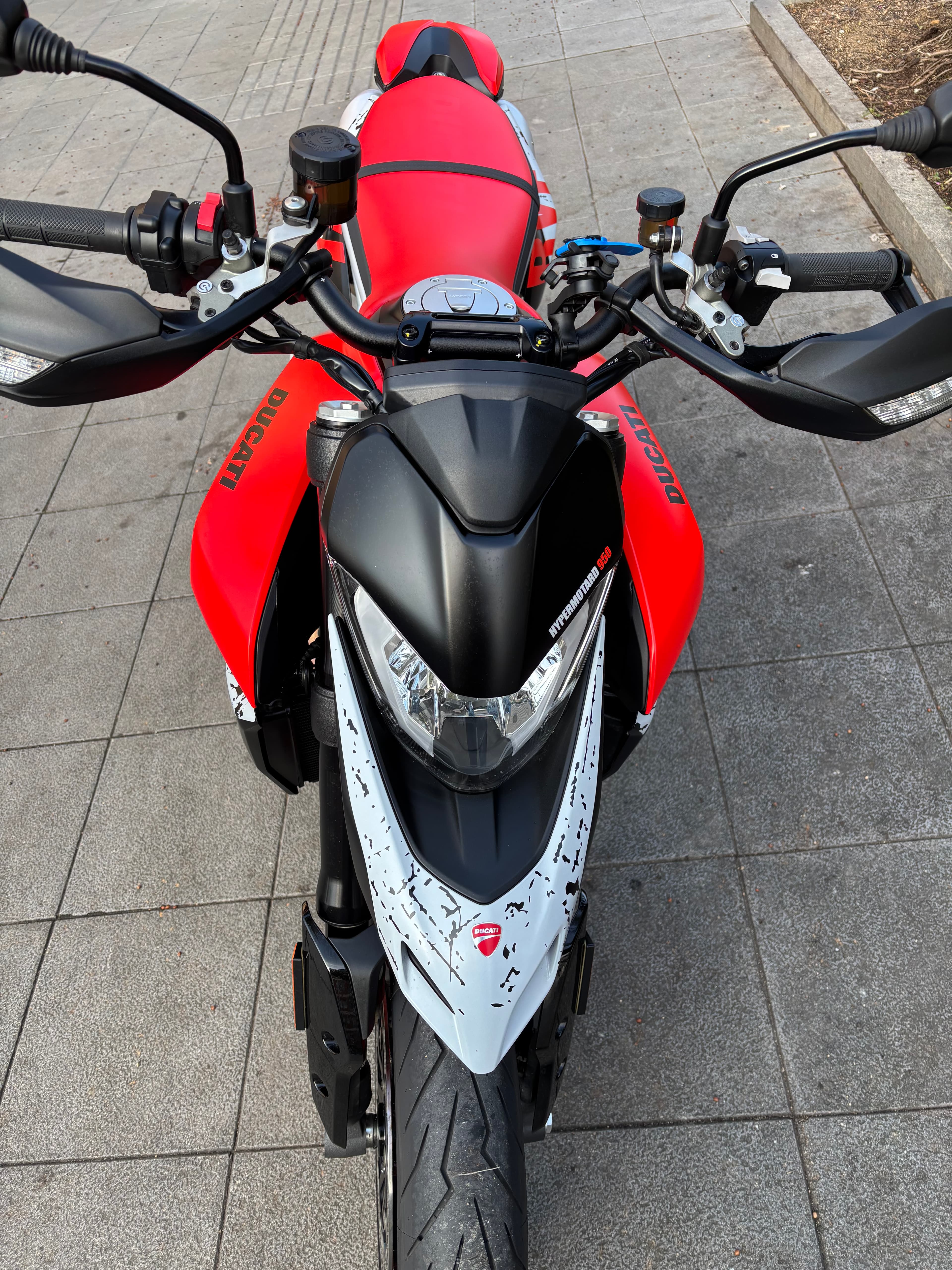 DUCATI HYPERMOTARD 950 - Imagen 1